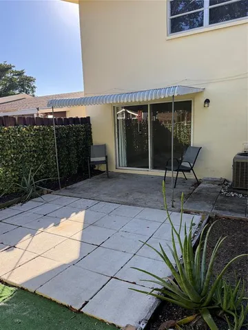 a view of outdoor space