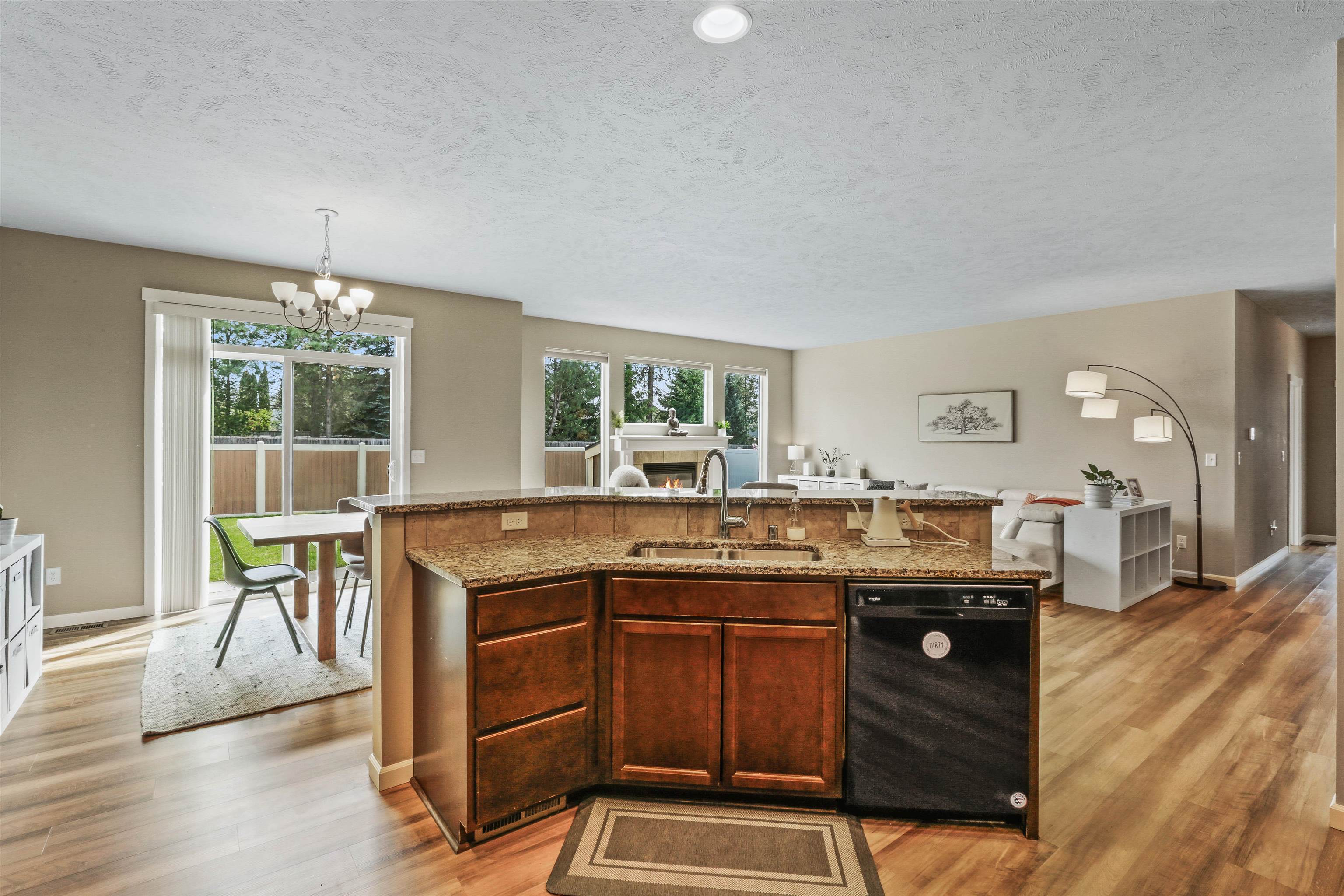 712 East Belle Lane Colbert, WA 99005 - Photo 7 of 34