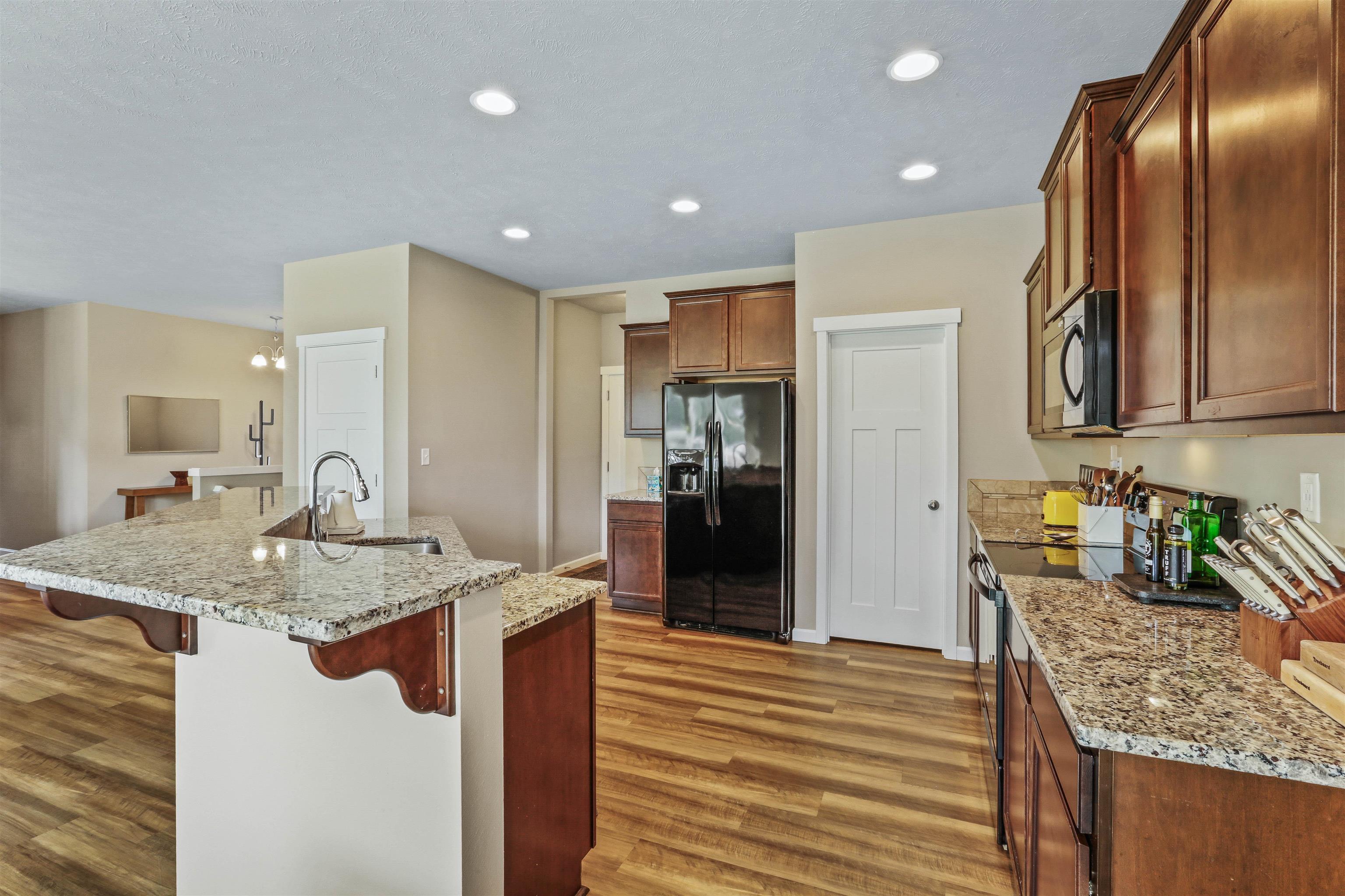 712 East Belle Lane Colbert, WA 99005 - Photo 10 of 34