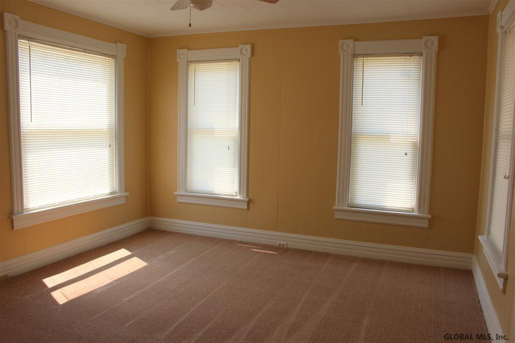 11 Eagle Street Gloversville, NY 12078 - Photo 6 of 19 Photo 6