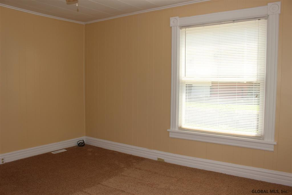 11 Eagle Street Gloversville, NY 12078 - Photo 8 of 19 Photo 8