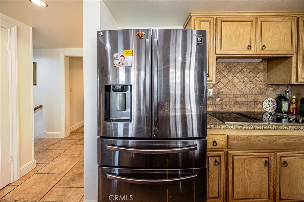 30010 Big Range Road Canyon Lake, CA 92587 - Photo 33 of 55 Stainless Steel Samsung Refrigerator vintage circa 2022