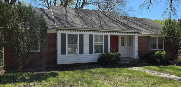 $225,000 | 1313 East 98 Terrace, Kansas City, MO 64131