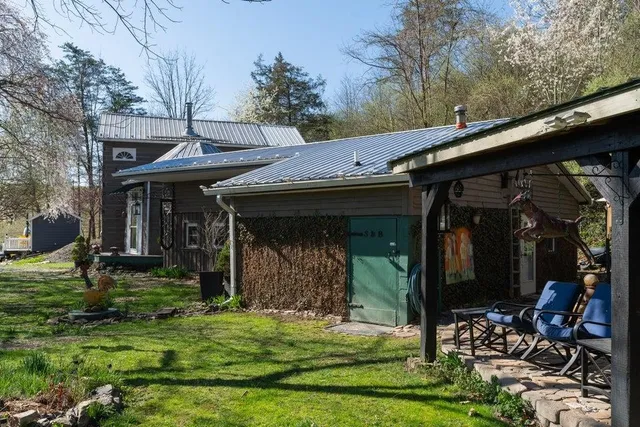 a view of outdoor space