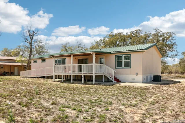 $475,000 | 609 County Road 785, Natalia, TX 78059