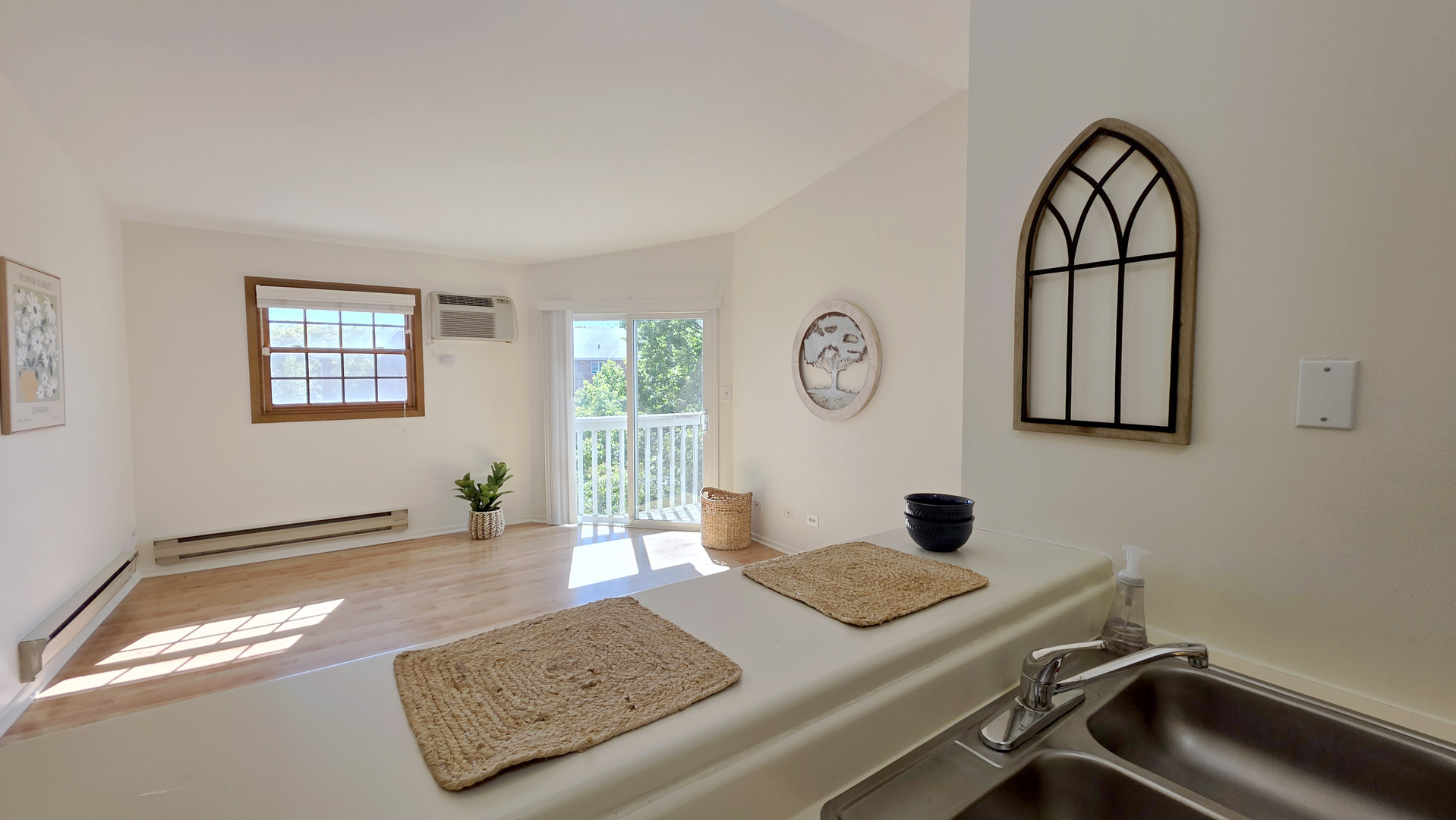 4302 West Shamrock Lane, Unit 3C McHenry, IL 60050 - Photo 6 of 20 a bedroom with a bed and a window