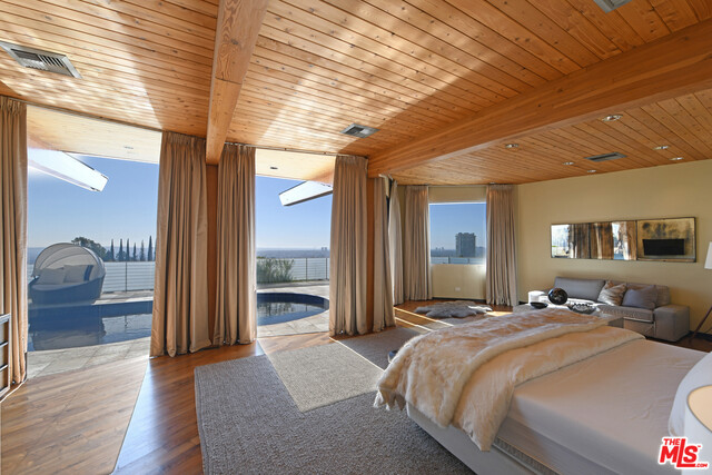 1443 Devlin Drive Los Angeles, CA 90069 - Photo 18 of 41