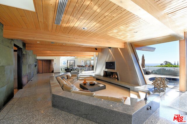 1443 Devlin Drive Los Angeles, CA 90069 - Photo 3 of 41