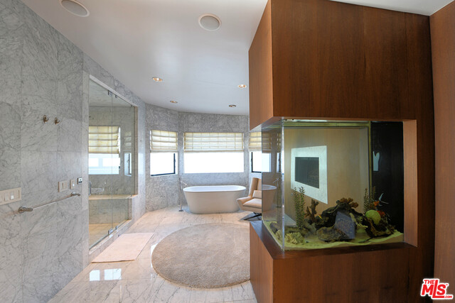 1443 Devlin Drive Los Angeles, CA 90069 - Photo 21 of 41