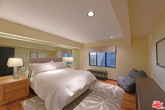 1443 Devlin Drive Los Angeles, CA 90069 - Photo 29 of 41