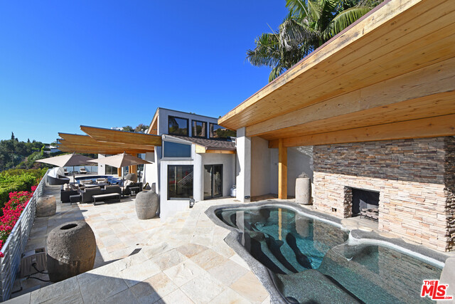 1443 Devlin Drive Los Angeles, CA 90069 - Photo 34 of 41