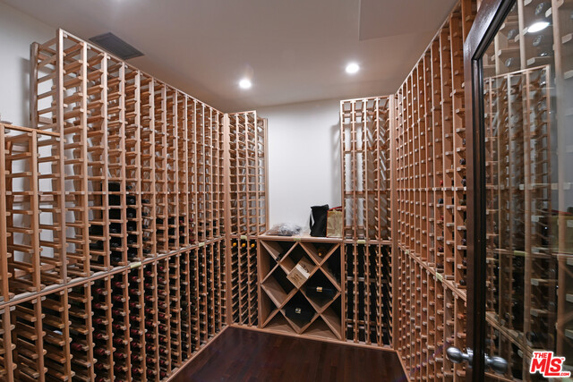 1443 Devlin Drive Los Angeles, CA 90069 - Photo 39 of 41