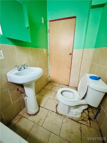 $174,999 | 285 Winslow Avenue, Buffalo, NY 14211