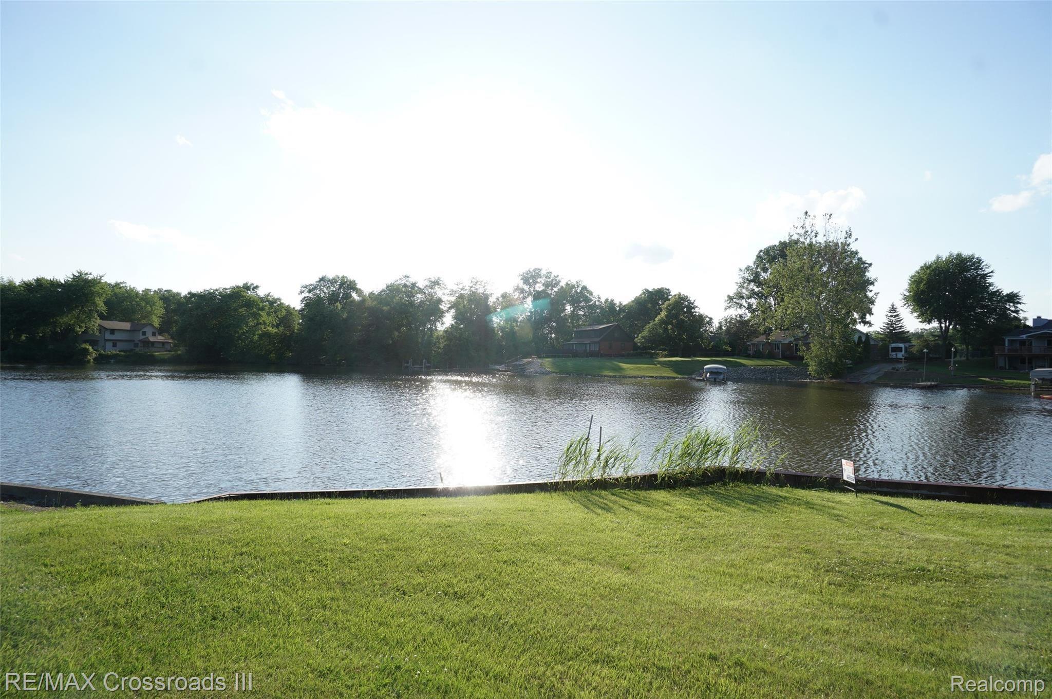 40396 Alden Road Belleville, MI 48111 - Photo 8 of 32 DSC03020.JPG