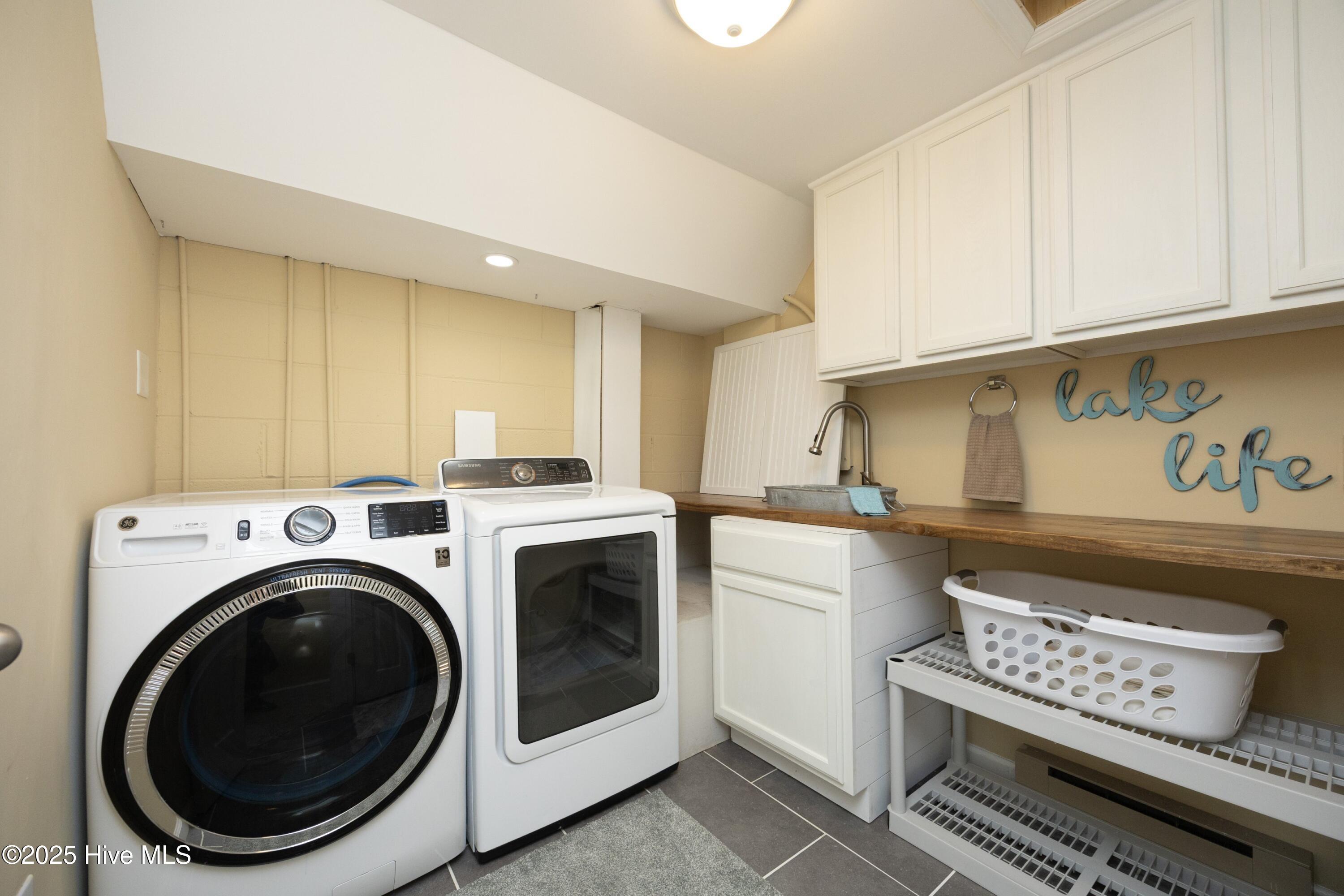 122 Lakeview Point West End, NC 27376 - Photo 42 of 58 35LaundryRoom