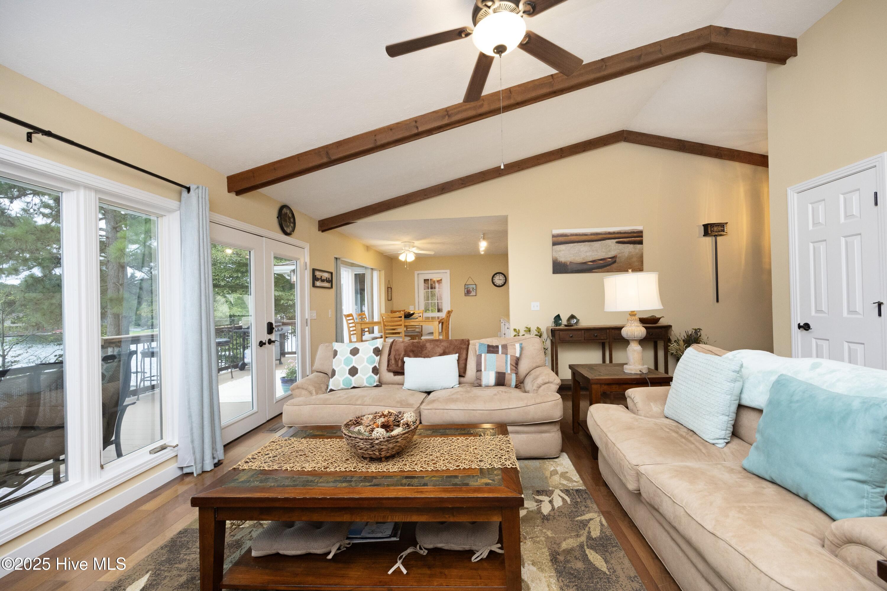 122 Lakeview Point West End, NC 27376 - Photo 8 of 58 12Living