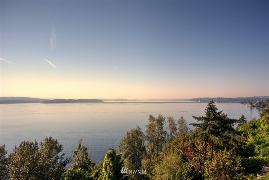 6315 Northeast Windermere Road Seattle, WA 98105 - Photo 2 of 3