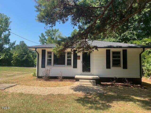 809 Rook Street Henderson, NC 27536 - Photo 3 of 16 thumbnail_IMG_8495