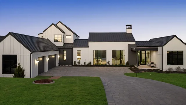 $2,500,000 | 5805 Twin Peaks Trace, Austin, TX 78738