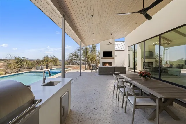 $2,500,000 | 5805 Twin Peaks Trace, Austin, TX 78738