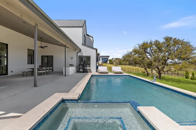 $2,500,000 | 5805 Twin Peaks Trace, Austin, TX 78738