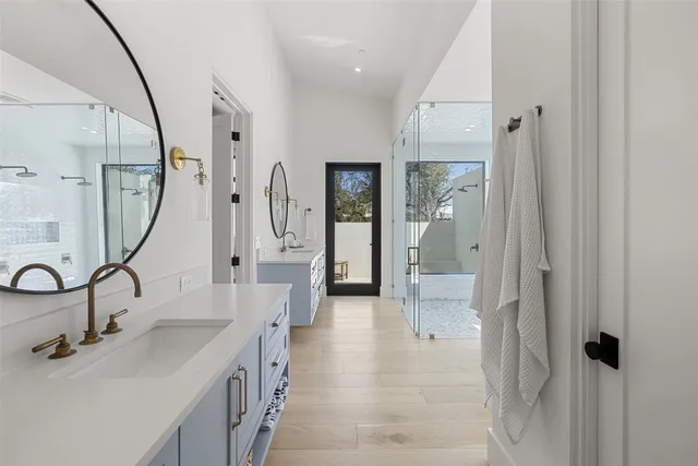 $2,500,000 | 5805 Twin Peaks Trace, Austin, TX 78738