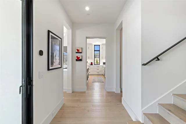 $2,500,000 | 5805 Twin Peaks Trace, Austin, TX 78738