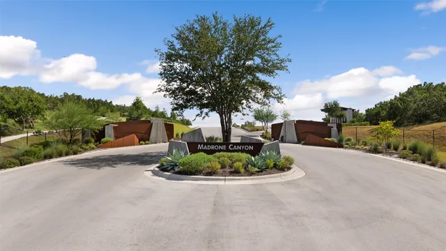 $2,500,000 | 5805 Twin Peaks Trace, Austin, TX 78738