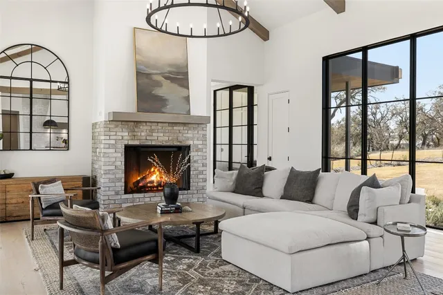 $2,500,000 | 5805 Twin Peaks Trace, Austin, TX 78738