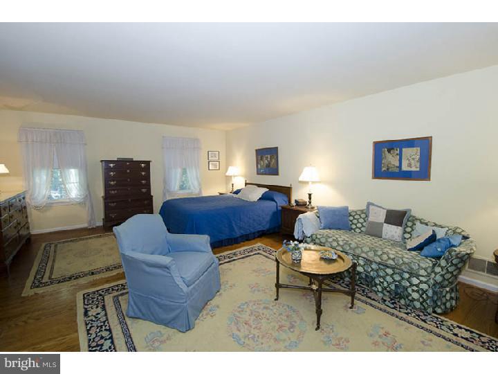 12 Fox Chase Road Wayne, PA 19087 - Photo 14 of 21 Gallery Image 14