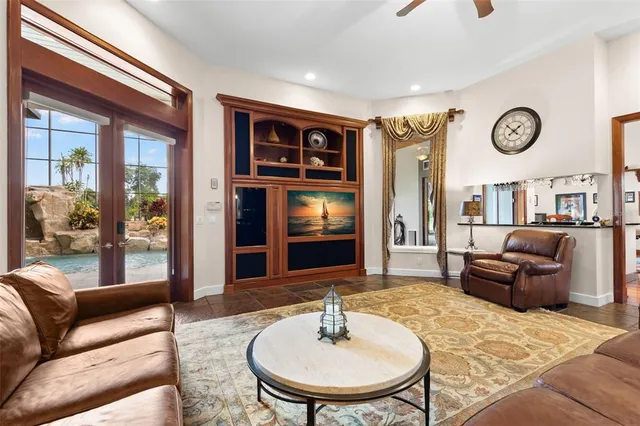 $2,890,000 | 211 Rue Des Chateaux, Tarpon Springs, FL 34688