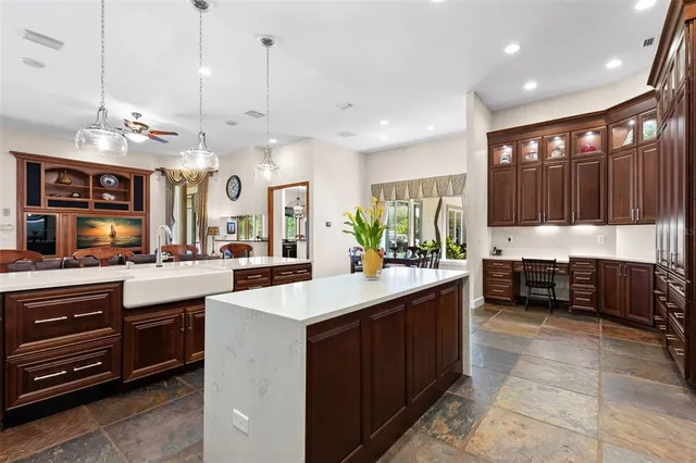 $2,890,000 | 211 Rue Des Chateaux, Tarpon Springs, FL 34688
