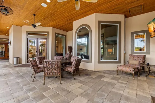 $2,890,000 | 211 Rue Des Chateaux, Tarpon Springs, FL 34688