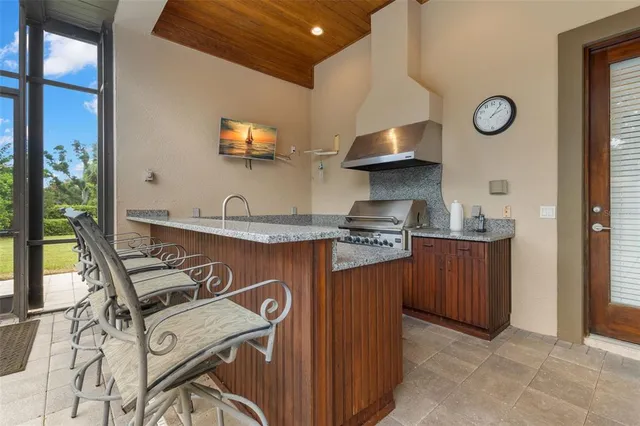 $2,890,000 | 211 Rue Des Chateaux, Tarpon Springs, FL 34688