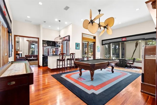 $2,890,000 | 211 Rue Des Chateaux, Tarpon Springs, FL 34688