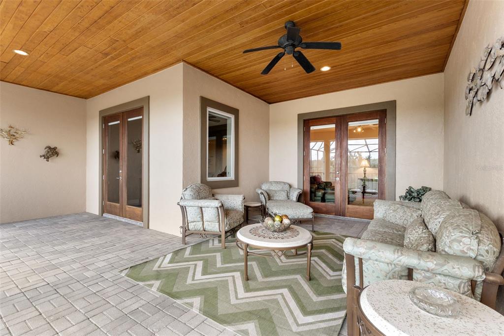 211 Rue Des Chateaux Tarpon Springs, FL 34688 - Photo 58 of 100