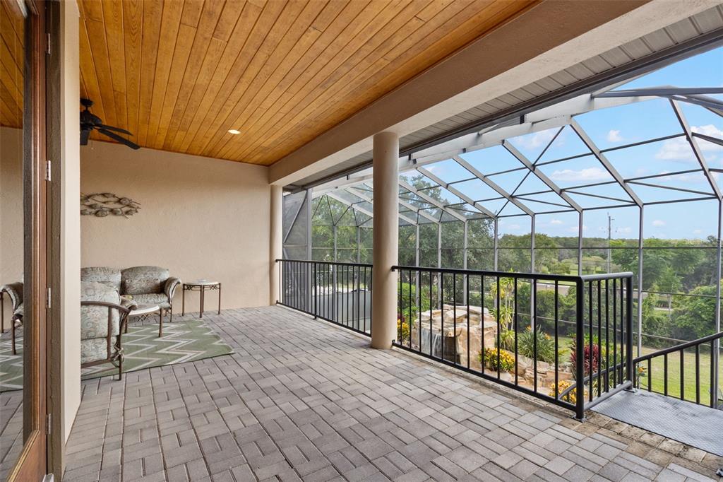 211 Rue Des Chateaux Tarpon Springs, FL 34688 - Photo 59 of 100