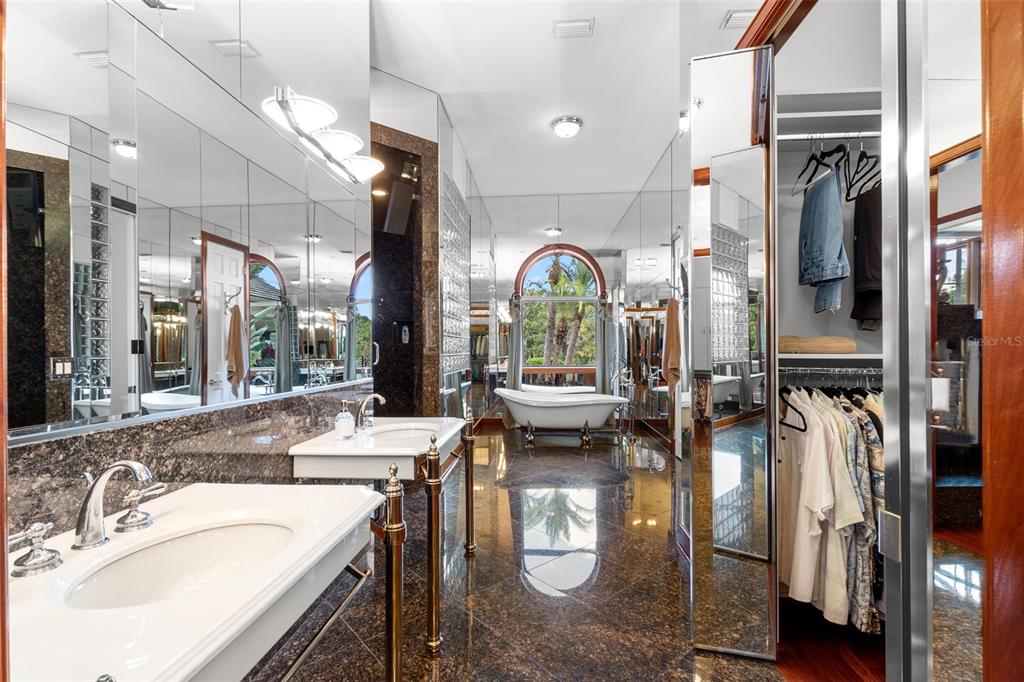 211 Rue Des Chateaux Tarpon Springs, FL 34688 - Photo 72 of 100