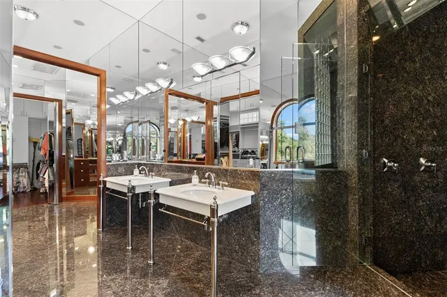 $2,890,000 | 211 Rue Des Chateaux, Tarpon Springs, FL 34688