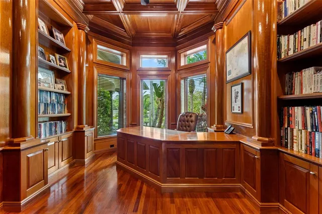 $2,890,000 | 211 Rue Des Chateaux, Tarpon Springs, FL 34688