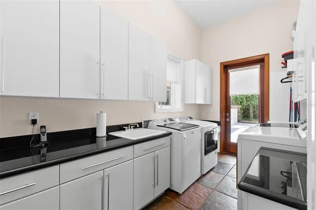 $2,890,000 | 211 Rue Des Chateaux, Tarpon Springs, FL 34688