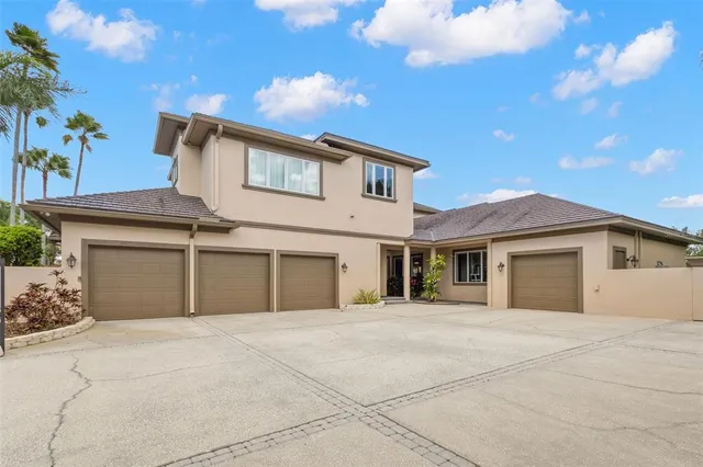 $2,890,000 | 211 Rue Des Chateaux, Tarpon Springs, FL 34688