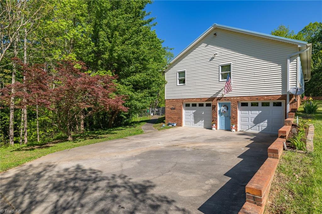2038 South Friendship Road Germanton, NC 27019 - Photo 2 of 24 Gallery Image 2