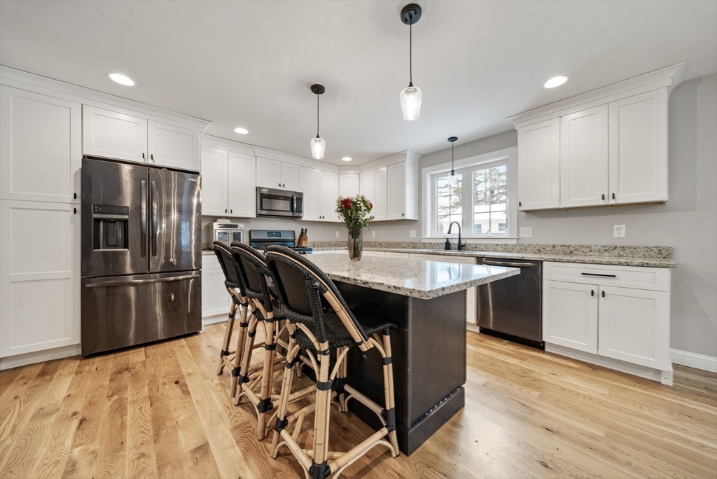 2 Mapleton Road Merrimac, MA 01860 - Photo 7 of 35