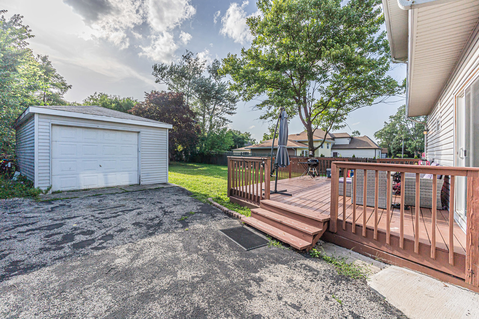 8820 Palisades Road Burr Ridge, IL 60527 - Photo 23 of 29
