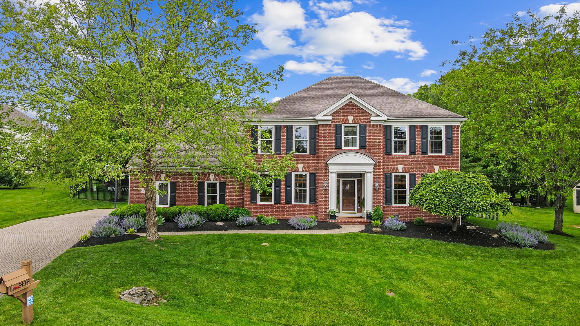 8434 Daventry Court Powell, OH 43065 - Photo 1 of 73 001