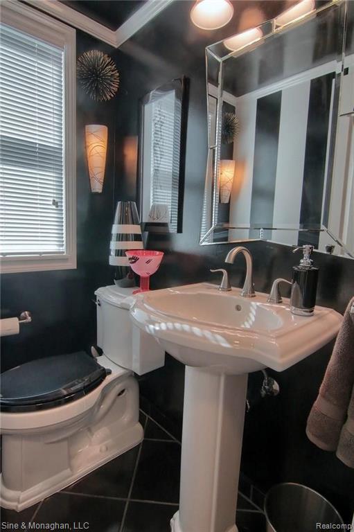 1921 Littlestone Road Grosse Pointe Woods, MI 48236 - Photo 12 of 29