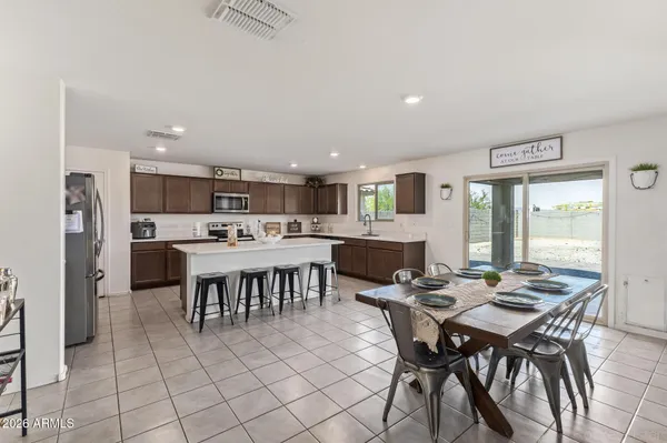 $399,900 | 18154 West Navajo Street, Goodyear, AZ 85338