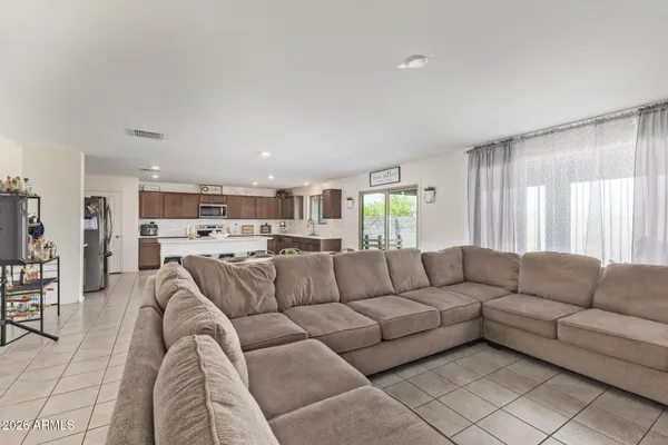 $399,900 | 18154 West Navajo Street, Goodyear, AZ 85338