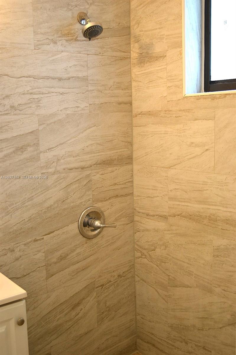 1035 Southwest 4th Street, Unit 4 Miami, FL 33130 - Photo 7 of 8